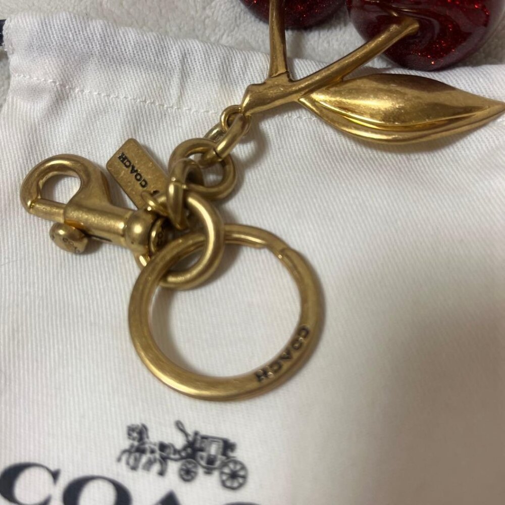 Coach Red Resin Glitter Cherries Gold Brass Keychain Fob Bag Charm - Picture 4 of 4